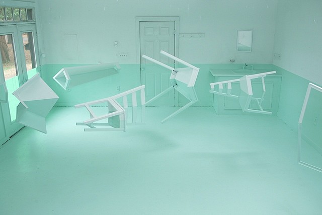 Kyung Woo Han
Green House, 2009
wood, paint, invisible wire, 20 X 20 X 9 feet