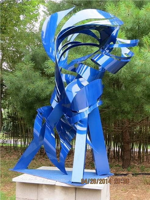 Phyllis Hammond
Big Blue, 2015
Powder-coated aluminum, 108 x 60 in.