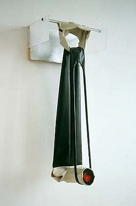 Margret Wibmer
Omosudis, 1999
rubber, aluminum, terry cloth, foam rubber, fabric, 24 1/2 x 59 x 19 5/8 inches