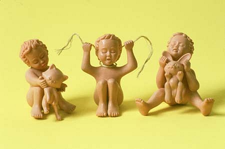 Sally Sheinfeld
Affective Connection, 2001
carved wax, 5 x 12 x 5 inches