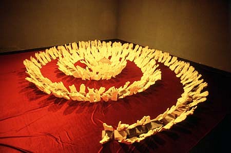 Ping Qiu
Thousand Hands, 1998