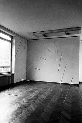 Pavel Rudolf
Projection of a Adscissa, 1992
wood, rope, 400 x 400 x 400 cm