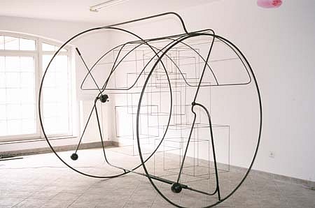 Adam Kalinowski
The Rolling Form, 1998
kinetic object, steel, electric motor, 87 x 98 x 87 inches
Poznan, Poland