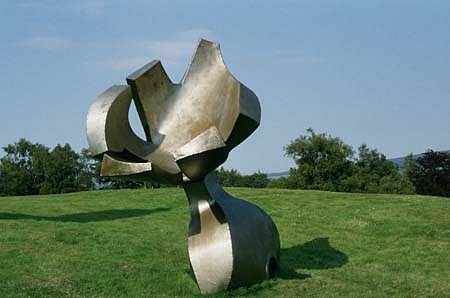 Joseph Ingleby
Resevoir Tap, 1995
rivetted steel, 108 x 66 x 96 inches