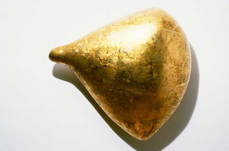 Christopher Fetter
Bliss, 1991
hydrostone, steel, gold leaf, varnish, 26 x 10 x 28 inches