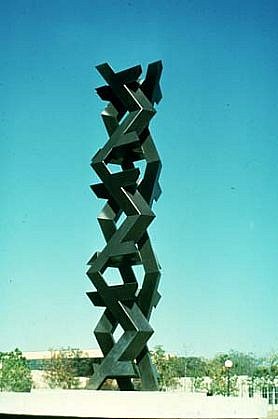 Peter Forakis
Tower II, 1970
steel, 45' x 9' x 9'
