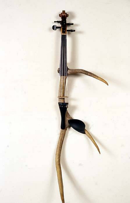 Ken Butler
Antler Violin, 2005
assemblage, 31 x 9 x 9 inches