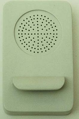 Tina Born
Walkie Talkie, 1996
wood, acrylic paint, 20 x 10 x 5 cm