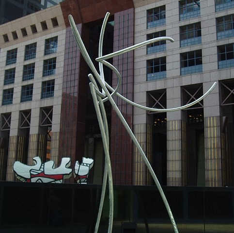 Dave Caudill
Launching a Dream, 2003
stainless steel, 132 x 60 x 84 in. (335.3 x 152.4 x 213.4 cm)