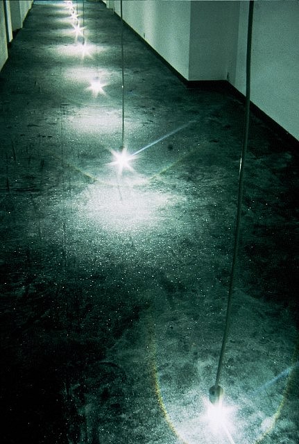 Ivana Franke
Floor (In collaboration with D.Ocko and S. Vujicic), 2005
textile, glass perls, light bulbs, 2000 x 250 cm