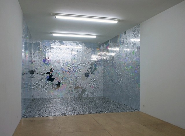 Goran Tomcic
A Shimmering Heart, 2005
silver holographic paper, heart-shaped sequins, 180 x 180 x 180 inches