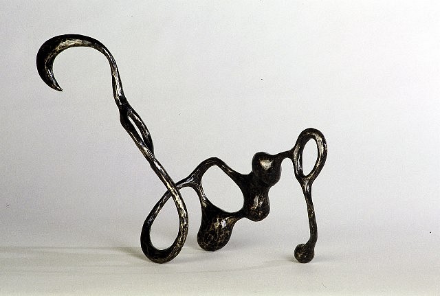 Gary Wellman
Quadlinear I, 2005
bronze, 17 x 10 x 12 in.