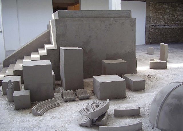 Tarek Zaki
M.O.N.U.M.E.N.T X
cement, plaster, metal carcass and spray paint, variable
2007