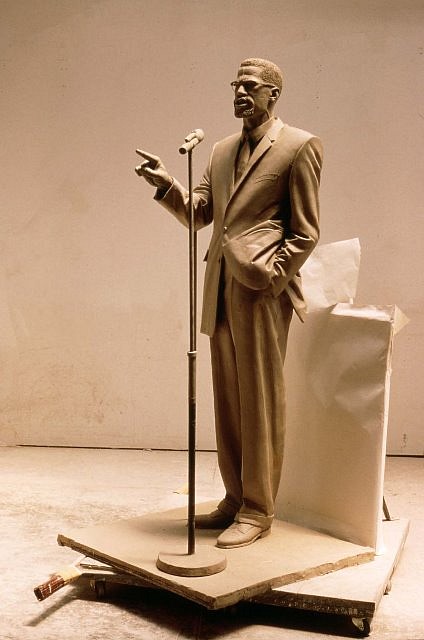 Gabriel Koren
Malcolm X, 1996
bronze, 76 x 35 x 38 in.