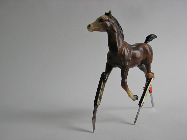 Peter Cole
Carter, 2010
plastic horse, folding knives, micro-bolts, 8 3/4 in.