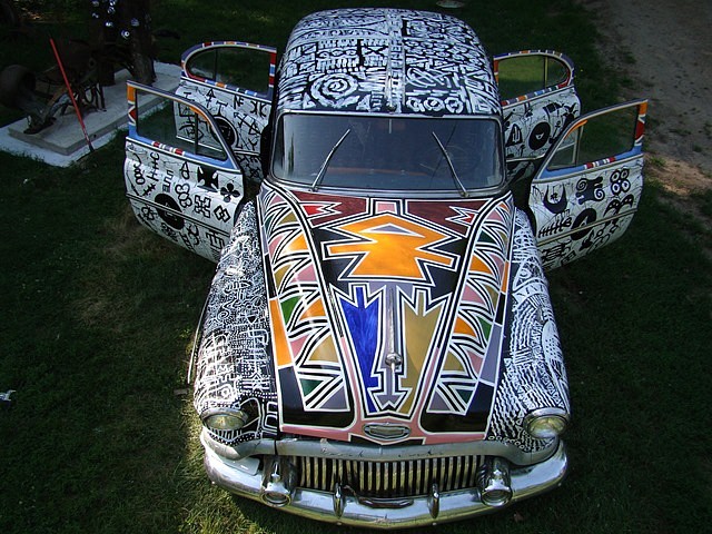 Olaniyi Akindiya
Kokumo: Second Chance, 2011
mixed media, 11 x 6 x 6 ft.
