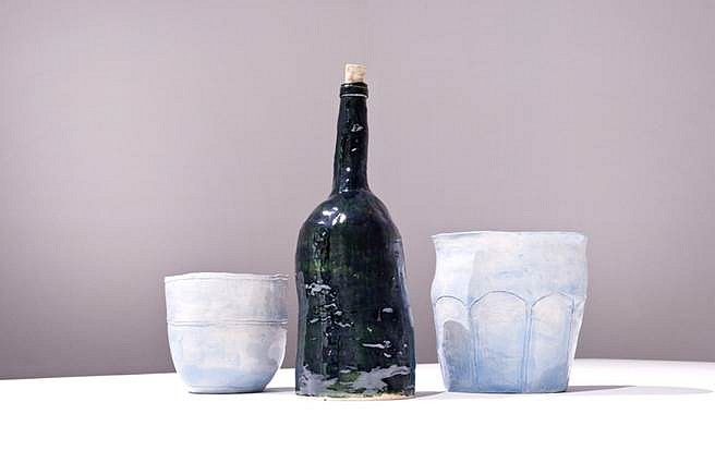 Jesse Wine
Jesse's wine, 2014
glazed ceramic, 28 x 70 x 31 in.