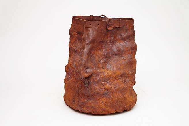 Jesse Wine
Jesse show passion, 2014
glazed ceramic, 26 x 17 x 18 in.