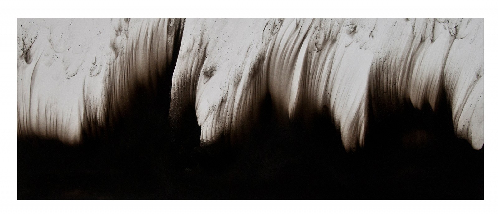 Dennis Lee Mitchell
Untitled 31, 2015
smoke directly applied to paper with white border, 15 x 35 in.