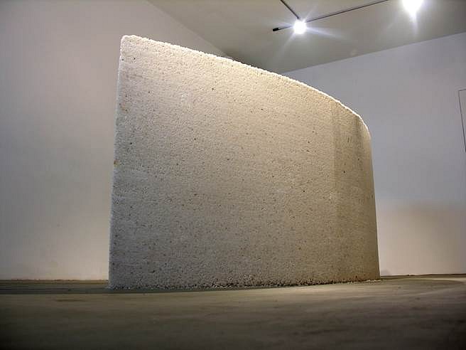 Linh Phuong Nguyen
Boat, 2009
2 tons of unrefined salt, 40 x 40 x 119 in.