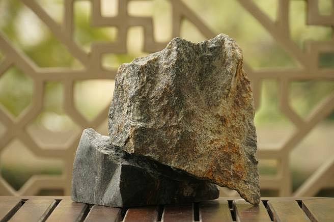 Samuel Nigro
Shard (6 of 7) partially disassembled, 2014
Indian Granite, 10 inches high