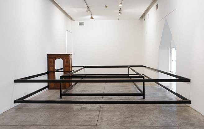 Eugenia Calvo
Fuga/Leak-Escape, 2016
closet within iron structure, 236 x 118 x 118 in.