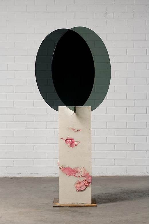 Patrick Hill
Mirror Mirror, 2008
steel, concrete, glass, wood, fabric, dye, 66 x 29 x 29 in.