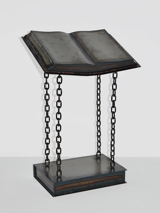 Djordje Aralica
Chained Books, 2013
welded iron, 22 4/5 x 11 4/5 x 9 4/5 in.