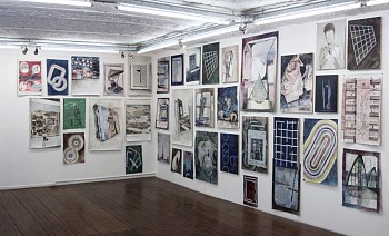 Amadeo Azar -&nbsp;Mas tarde, Mas Extra&Aacute;&plusmn;o (Exhibition view)