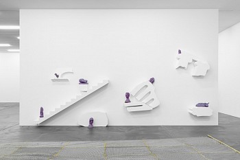 Lena Henke - Die Kommenden (installation view)