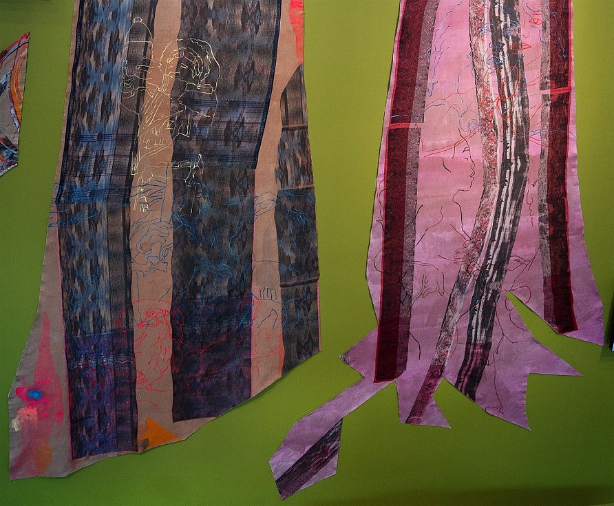 Ranu Mukherjee
A Bright Stage (detail), 2018
wall paint, linen, silk, pigment, UV inkjet print, 9 channel digital animation, approx. 6 x 10 feet