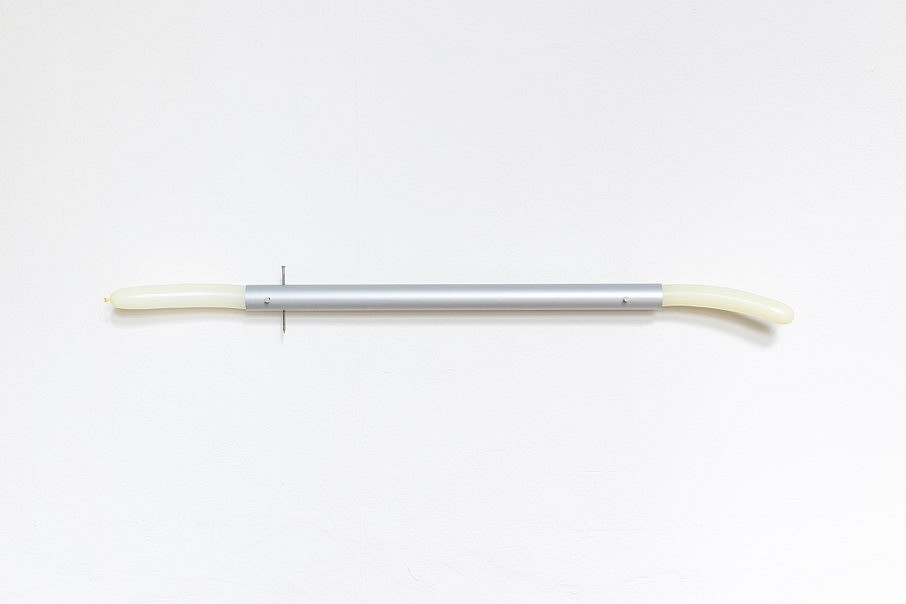Alessandro Agudio
Oh!Che Dolor, 2018
aluminum, nails, balloon, 1 3/4 x 49 x 5 in.