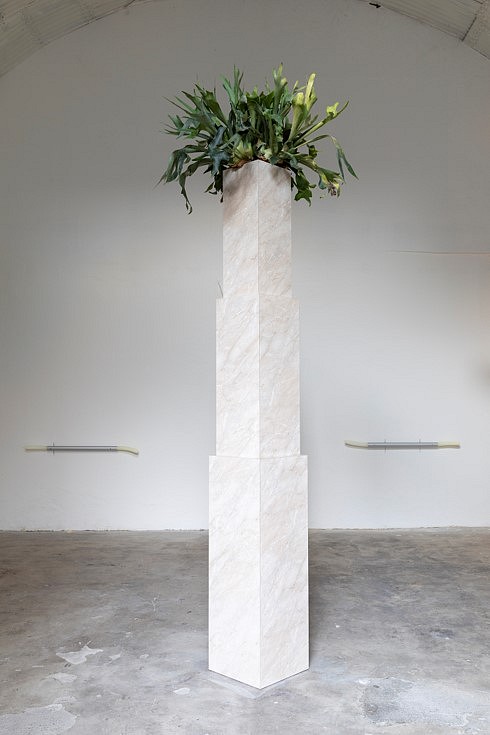 Alessandro Agudio
MI.LA.NO. (Patinatissima Tipo Favela), 2018
wood, plastic laminate, 134 x 16 x 16 in.