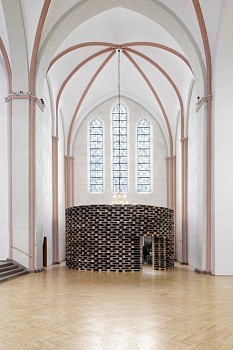 Patricia Lambertus - Exterior View: Apocalypse, St. Stephani Church Bremen