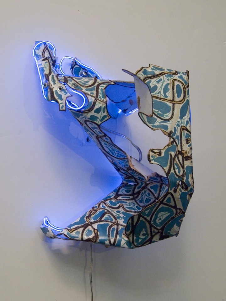 James Clark
Yossarian, 2006
enamel paint, metal and electroluminescent wire, 10 x 6 1/2 x 6 1/2 in.