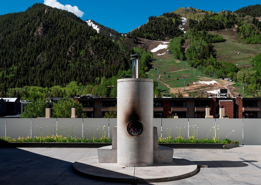 Oscar Tuazon
Fire Worship (installation view: Aspen Art Museum), 2019