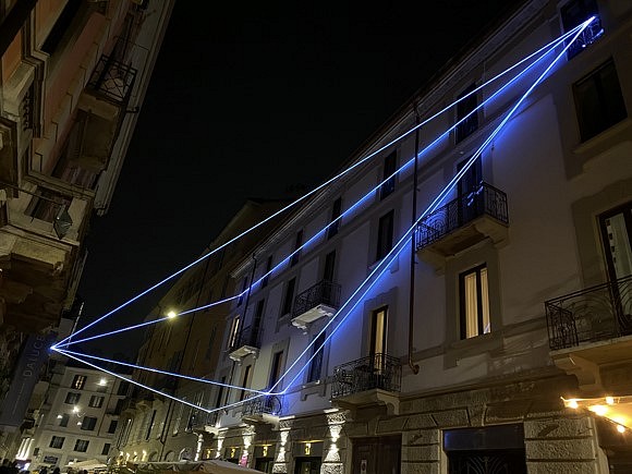 Carlo Bernardini
Light Levitation, 2023
optic fibers, environmental installation at Bright Flow, Via Corsico, Milan, 43 x 72 x 30 feet